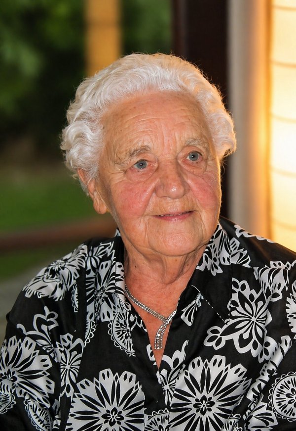 Irène Elst